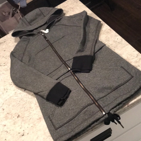 lululemon athletica Jackets & Blazers - Lululemon 2 in 1 hoodie